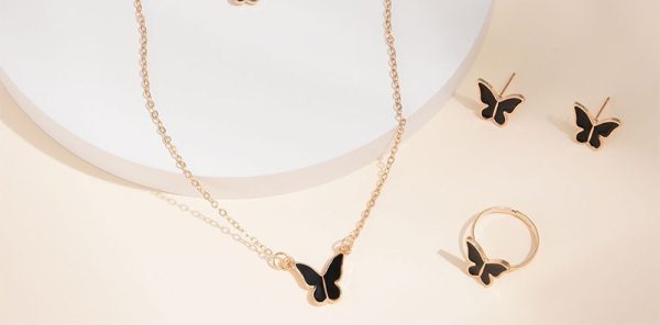 Butterfly Set, Pack Of 4 / Pendants Necklace Earrings Ring For Women Jewelry ₨366