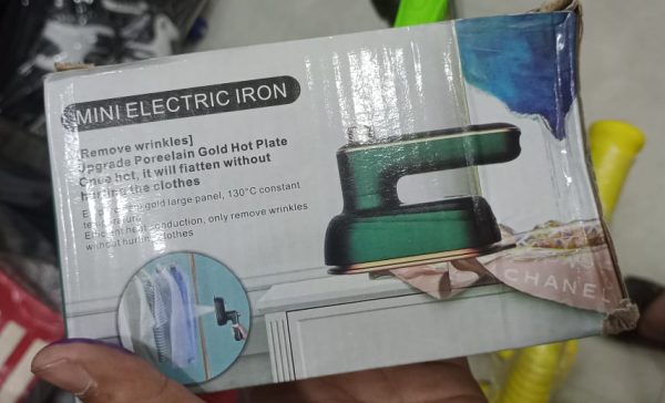 Portable Handheld Steam Iron, 180° Rotatable Professional Mini Steam Iron For Clothes,