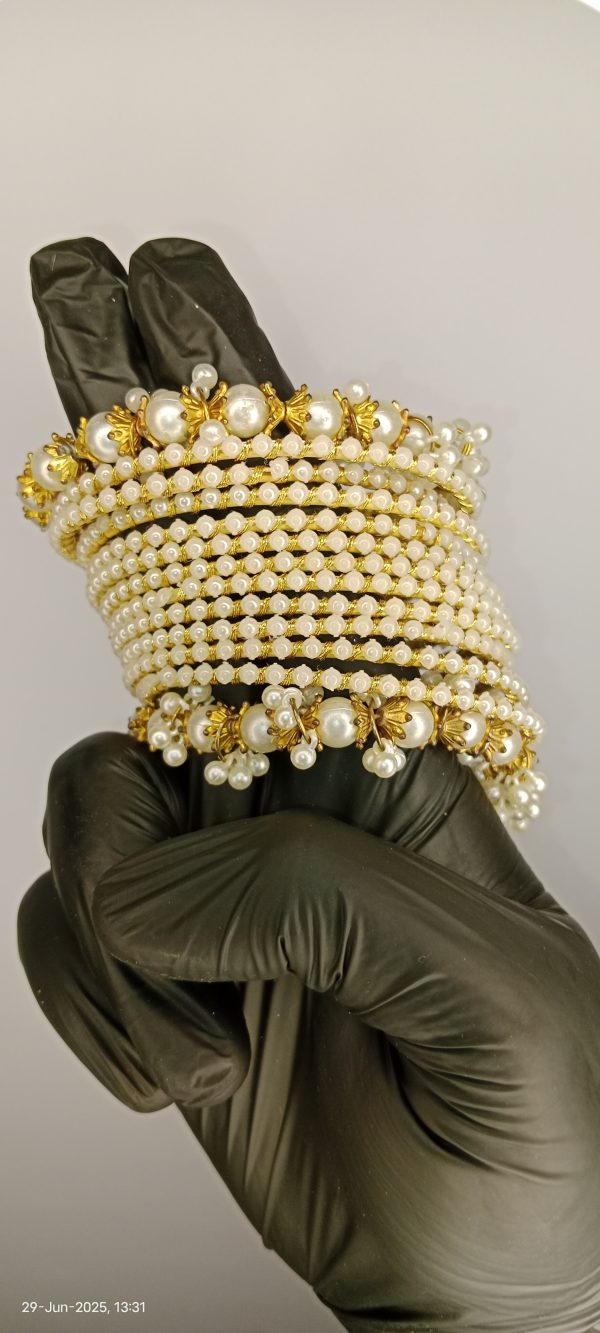 Luxurious White Pearl Bangles For Ladies And Girls – 2 Pearl Bangles And 12 Churiyan